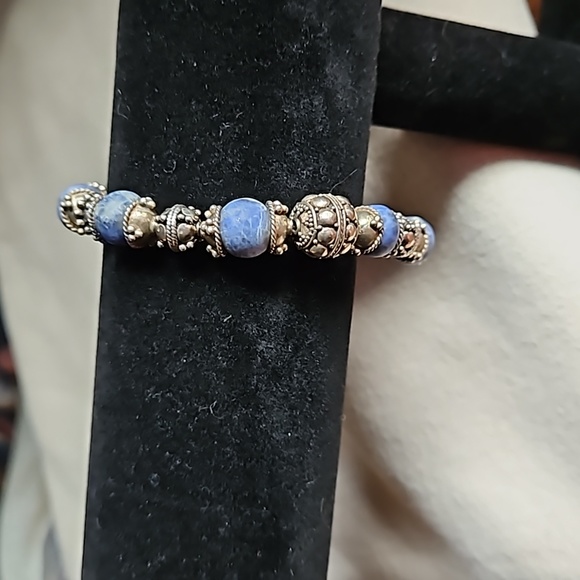 Set of Magnetic Clasp Bracelets - Picture 6 of 11
